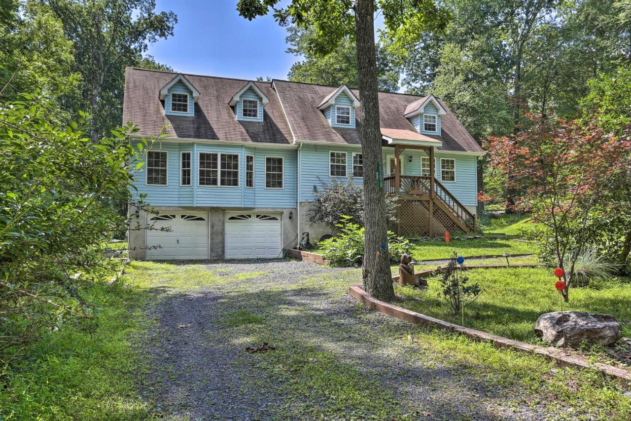 Henryville Home With Hot Tub About 5 Mi To Camelback! Exterior photo